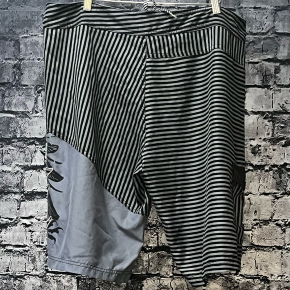 Effekt Swim Shorts - Picture 2 of 2